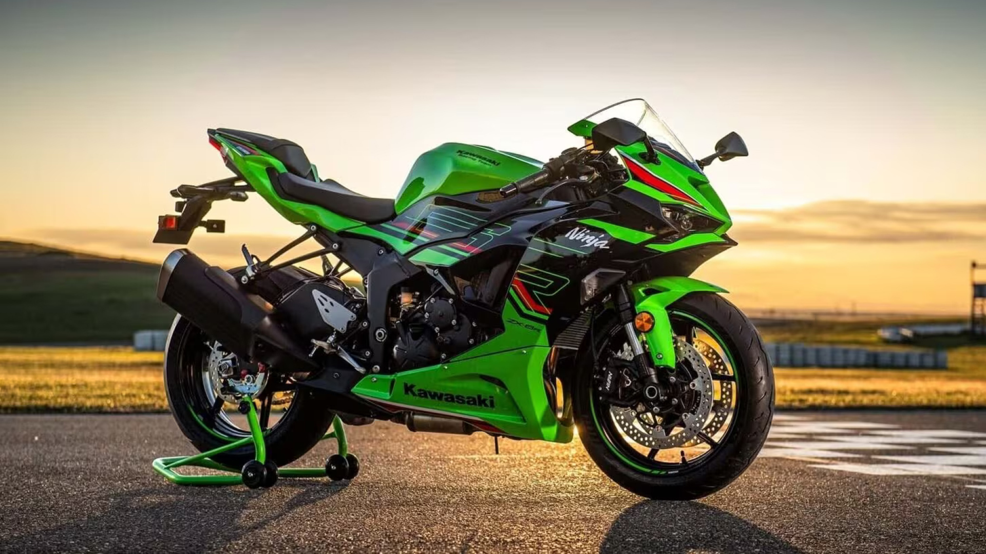 Kawasaki teases a new inline-four Ninja for India - Turbocharged