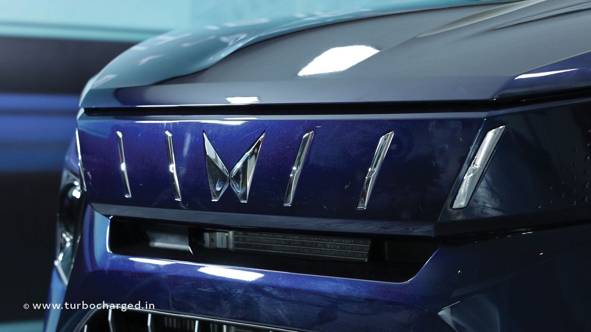 Mahindra XUV 3XO REVX series A variant with six-speed manual transmission.