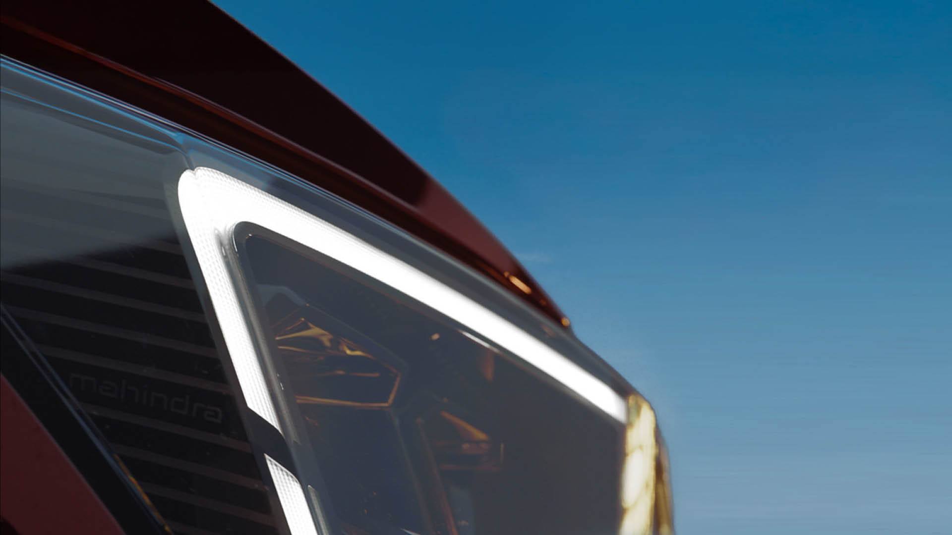 Mahindra XUV 700 and XUV 7XO