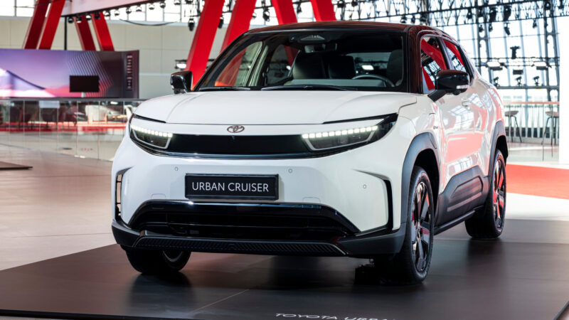 Toyota Urban Cruiser EV