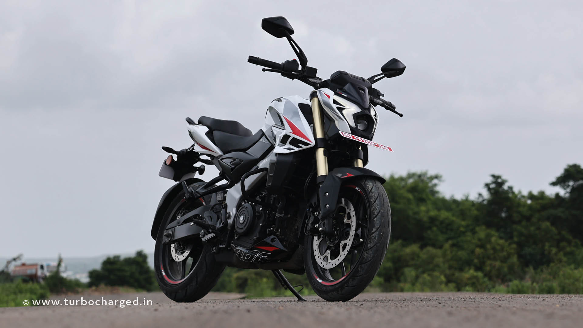 Bajaj Pulsar NS400Z 373cc